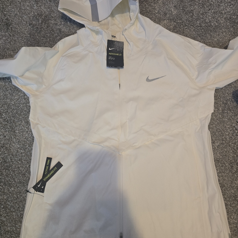 Nike Aeroshield Running Jacket L